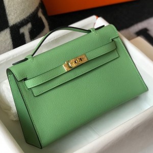 Hermes Kelly Pochette Clutch Bag In Vert Criquet Epsom Leather